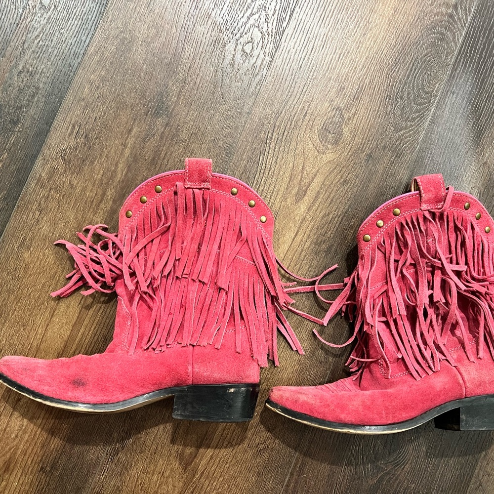 Girls sz 3 Pink Fringe Suede Boots